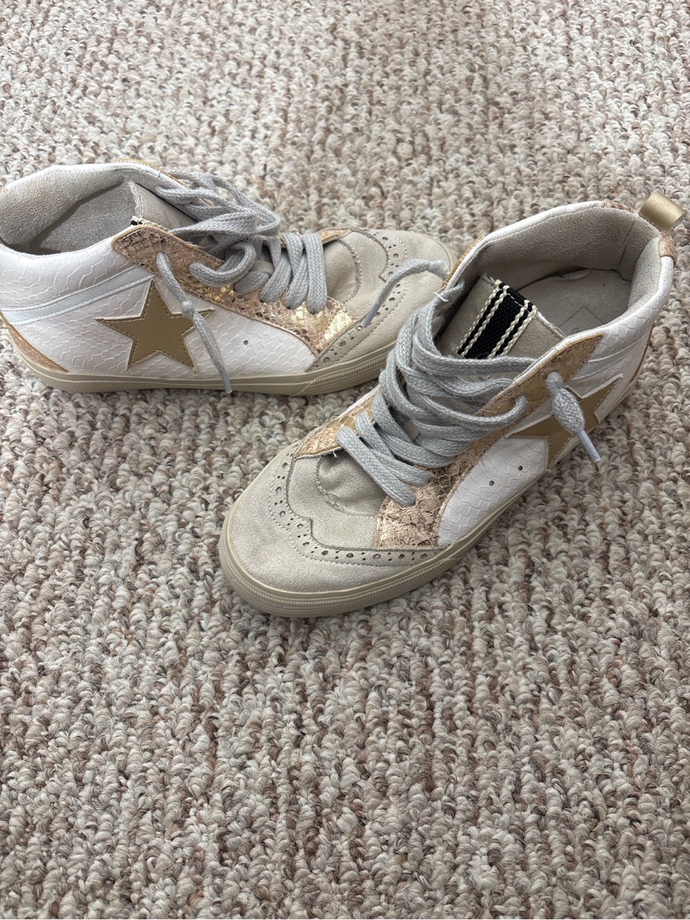 ShuShop Paulina Blush Snake High Top Sneakers Gold Star Size 6
